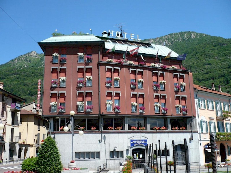 Hotel Croce Bianca