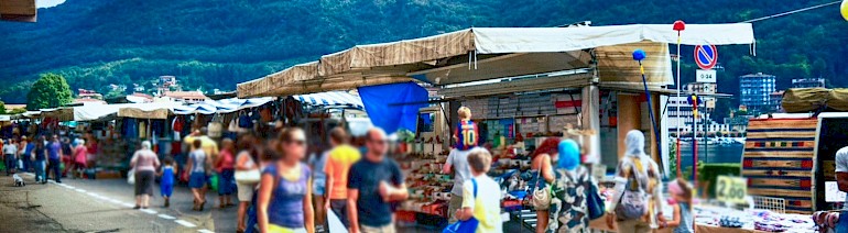 Thursday market in Omegna